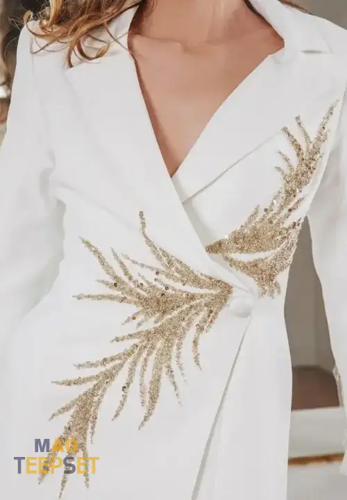 کت سفید با سنگ دوزی طلایی مجلسی